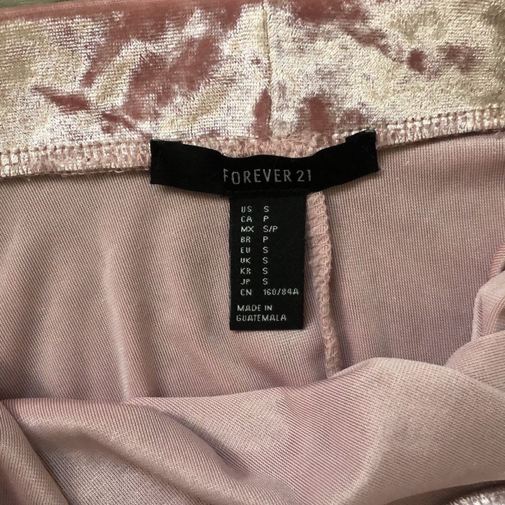 Mini skirt - Picture 3 of 3